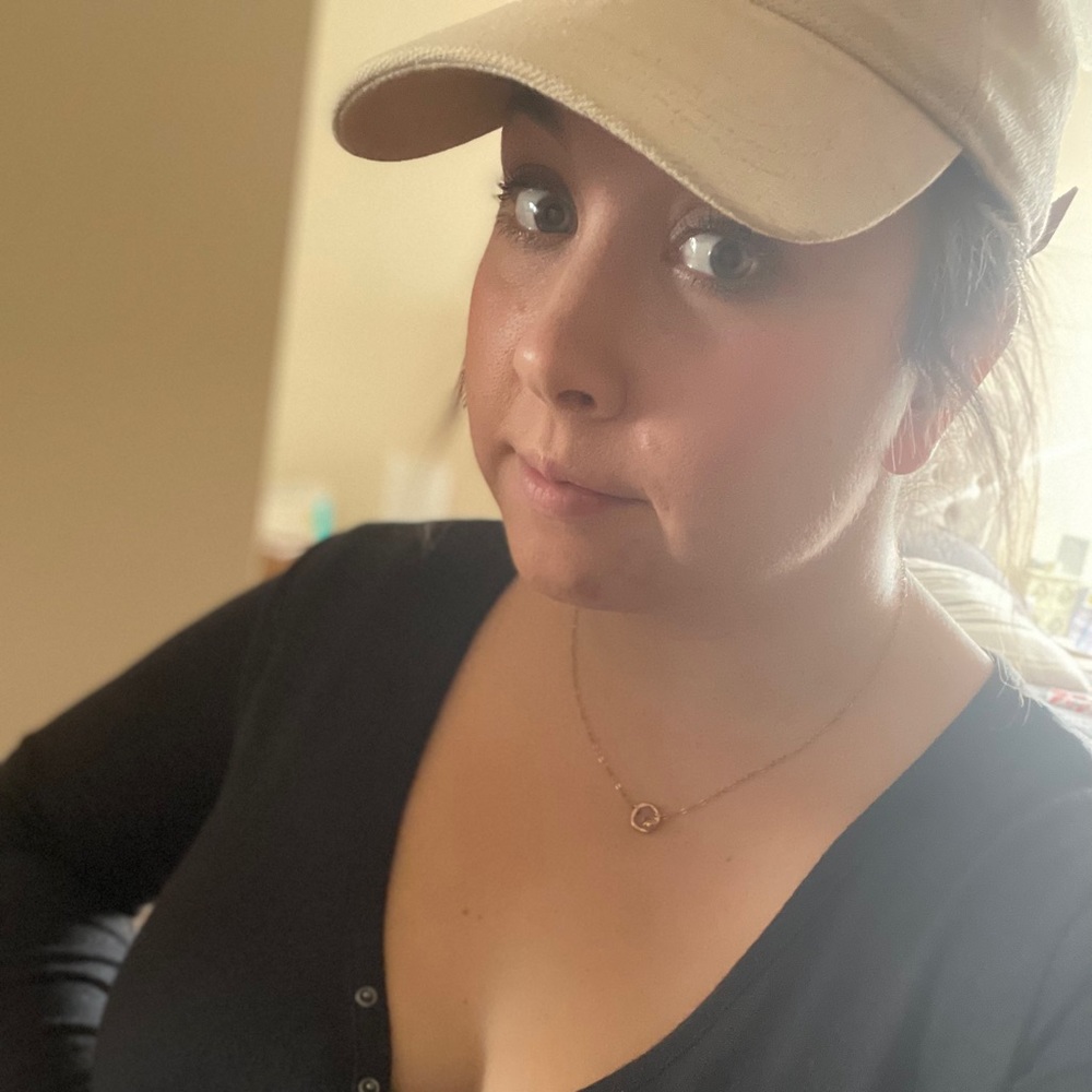 Meet your Posher, Rebecca